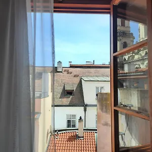 Apartment U Mecenase