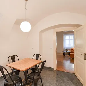 Apartment U Kapra