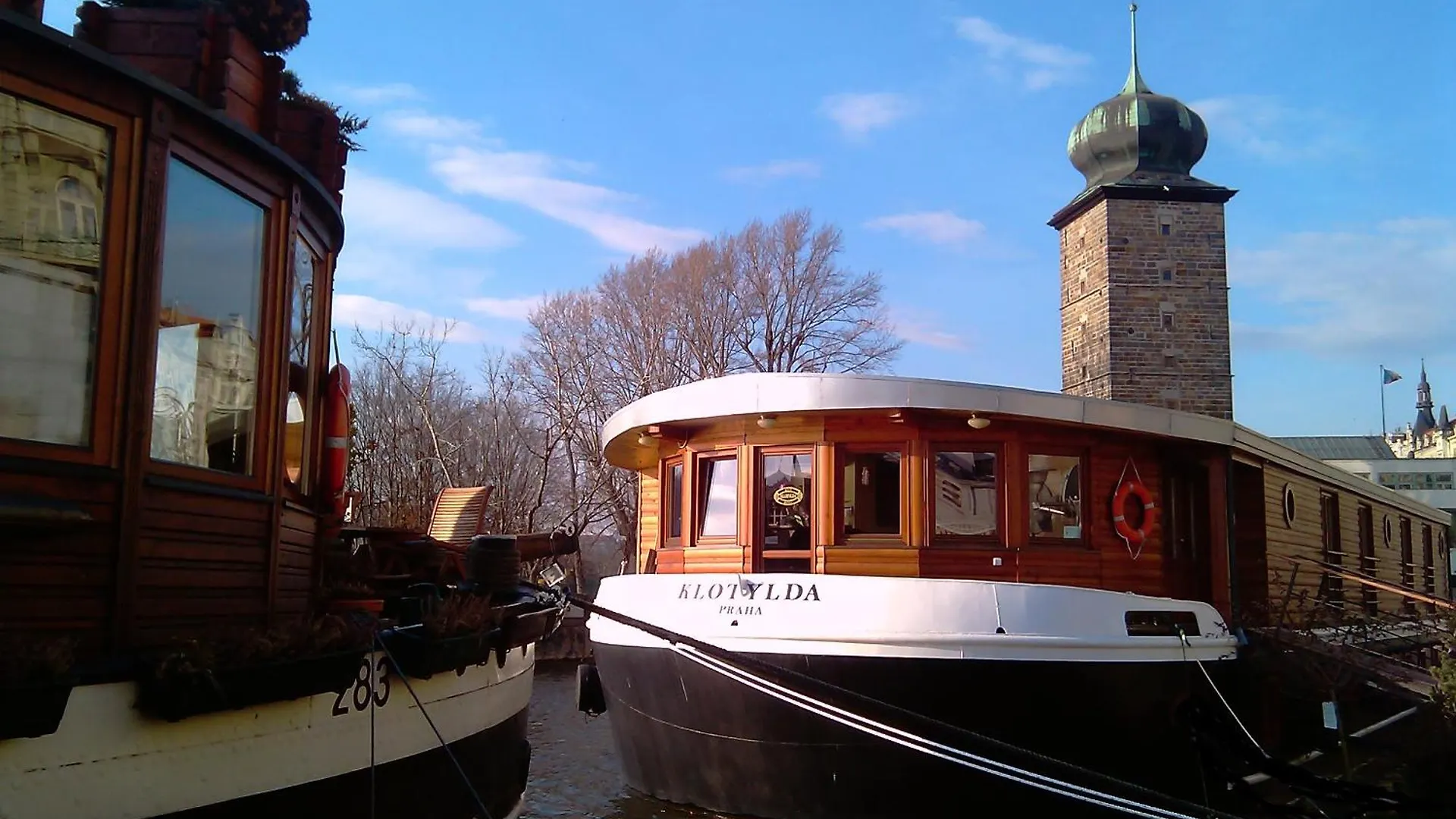 ספינת מלון פראג Boat Hotel Matylda