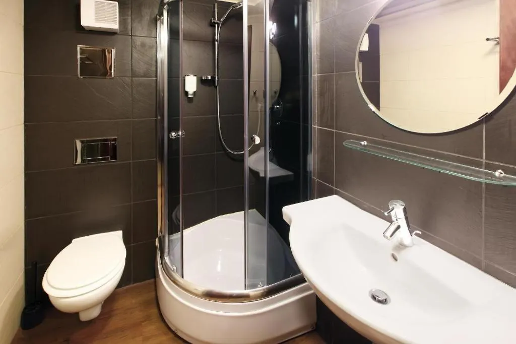 ספינת מלון פראג Boat Hotel Matylda