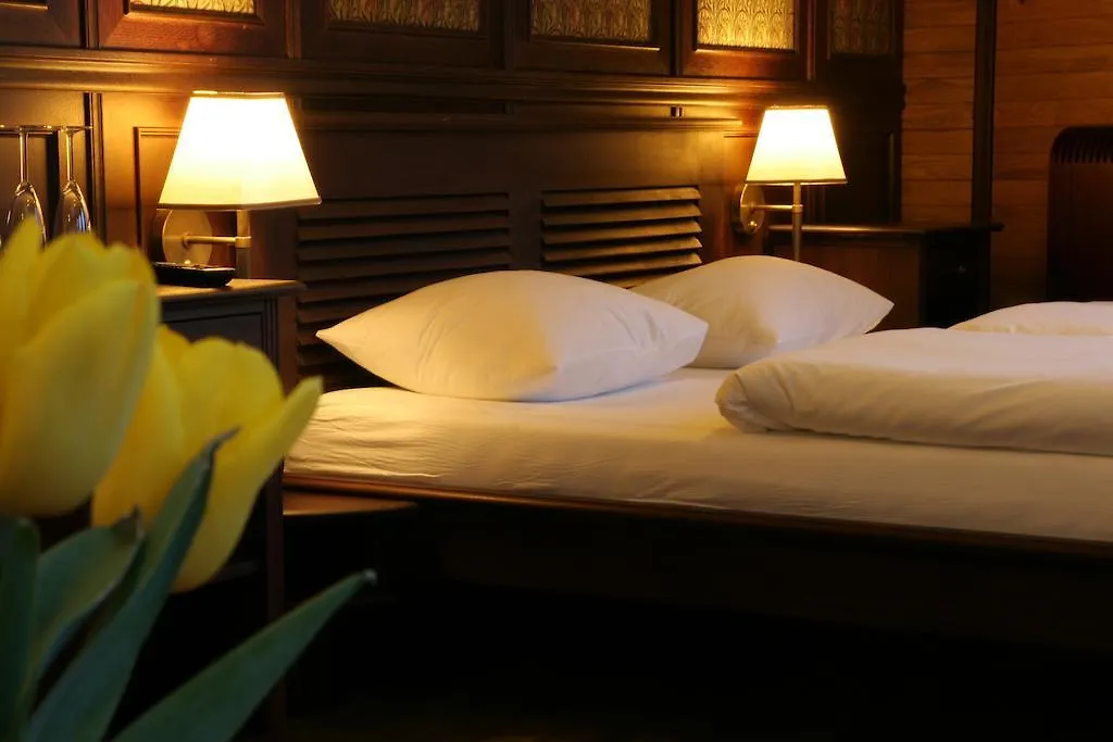 ספינת מלון פראג Boat Hotel Matylda
